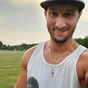 Meet your Posher, Corey